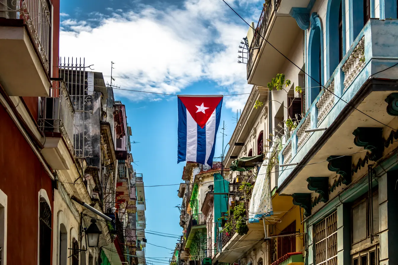 Assurance voyage Cuba Rue du centre-ville de La Havane a Cuba