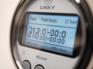 Compteur Linky affichant les plages Heures Pleines Heures Creuses électricité